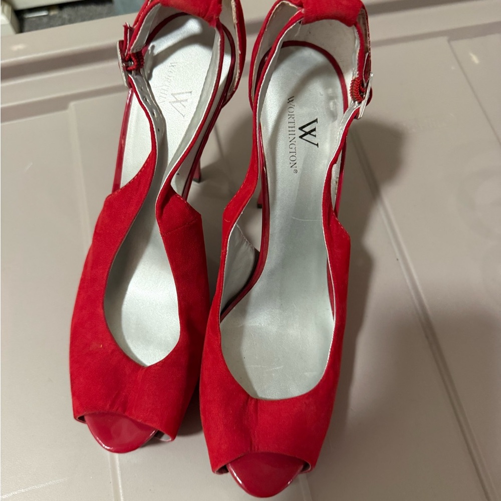 Worthington Scarlet Peep-Toe Heels